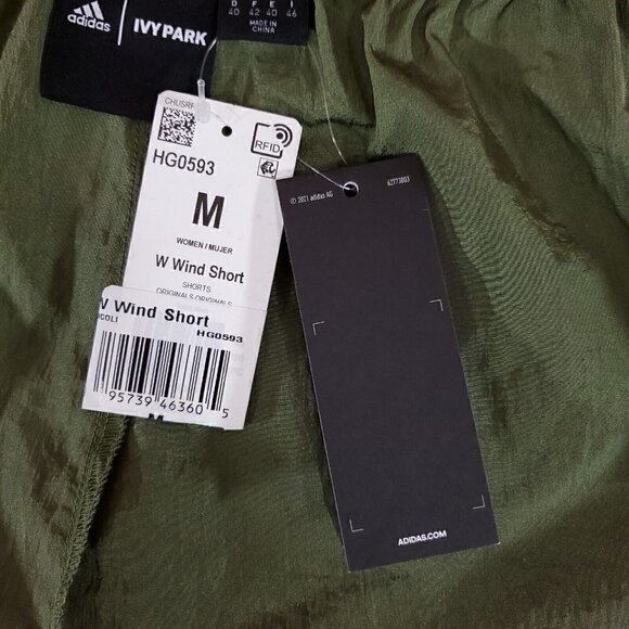 NWT Adidas Ivy Park Peloton Womens Size Meidum Green Wind Short Nylon HG0593 - Picture 9 of 16